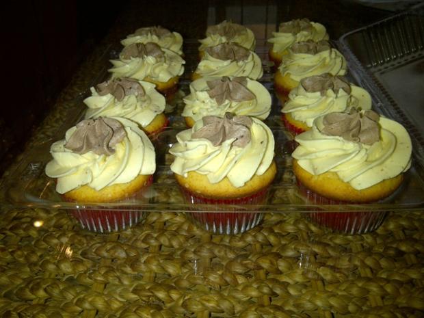 vanilkove cupcakes s parizskym kremom z bielej cokolady - recept