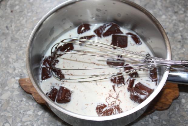 Čokoládovo jahodová torta bez múky - recept postup 4