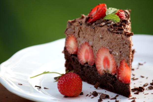 Čokoládovo jahodová torta bez múky - recept postup 12