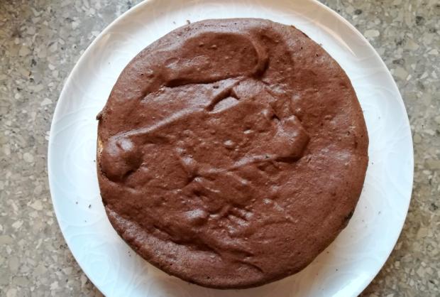 Čokoládovo-višňová torta - recept postup 1