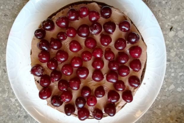 Čokoládovo-višňová torta - recept postup 6