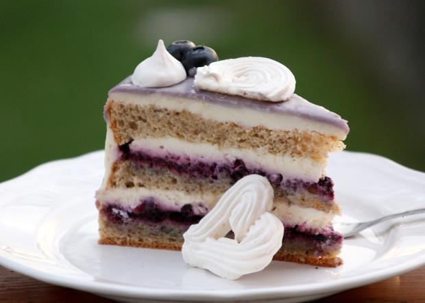 Čučoriedkova drip torta, recept