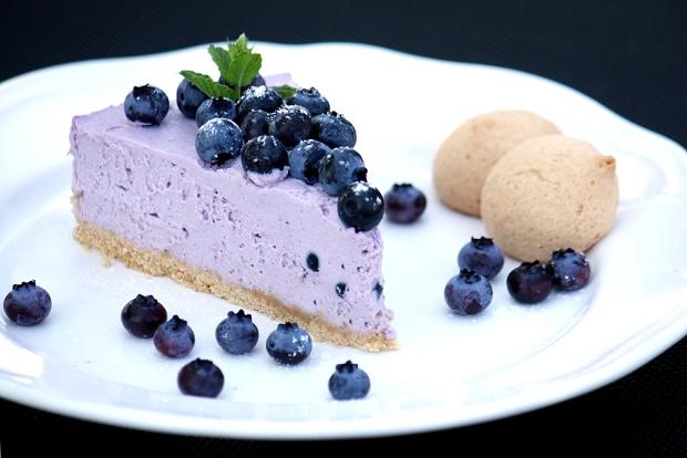 Nepečená čučoriedkova torta, recept s fotopostupom