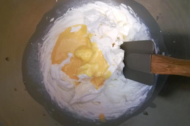 Dvojfarebná roláda - recept postup 10