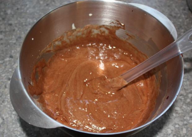 Extra čokoládová torta s čerešňami - recept postup 2