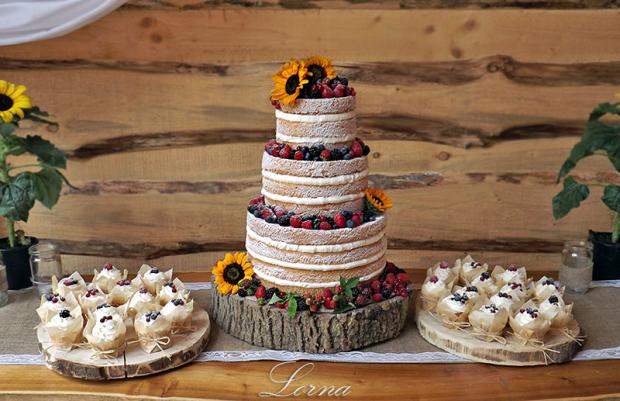 Naked cake, Autor: Lorna