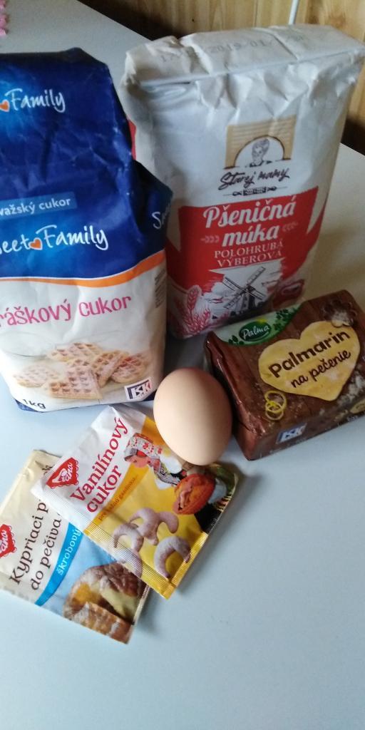 Linecký tvarohovo- jablkový koláčik. - recept postup 1