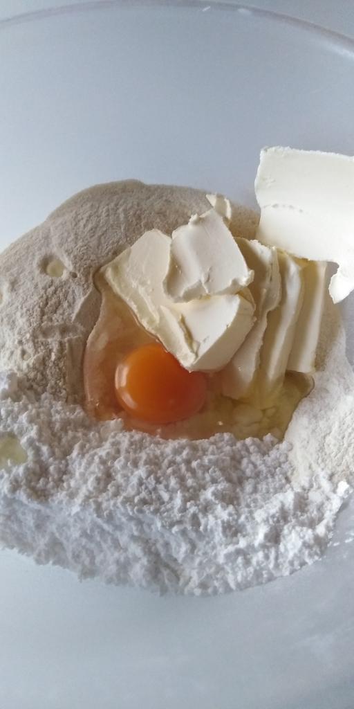 Linecký tvarohovo- jablkový koláčik. - recept postup 2