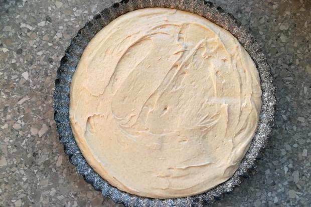 Jemný jablkový koláč - recept postup 3