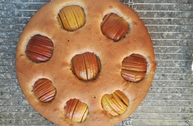Jemný jablkový koláč - recept postup 5