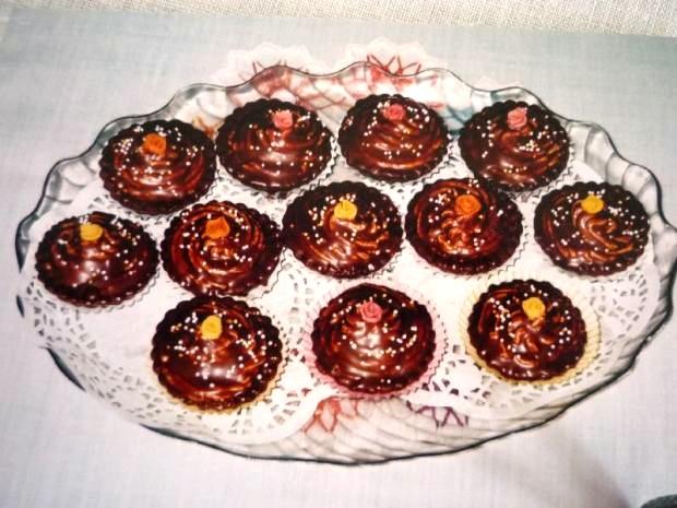 Košíčky s orechovou plnkou - recept