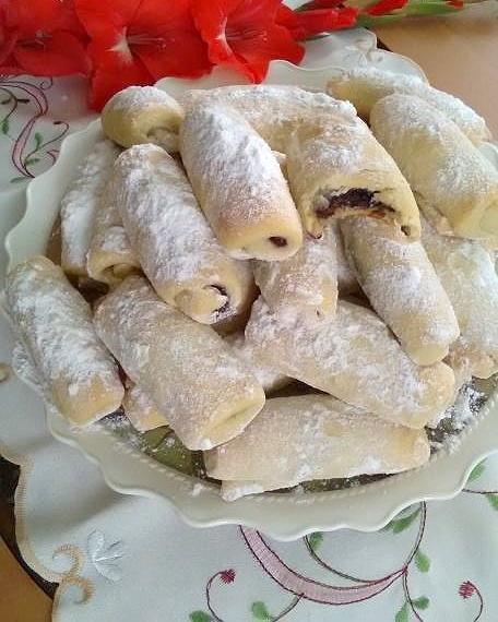 Krehké koláčiky z kyslej smotany. - recept