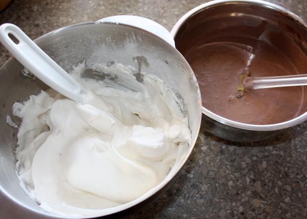 Magický čokoládový koláčik - recept postup 5