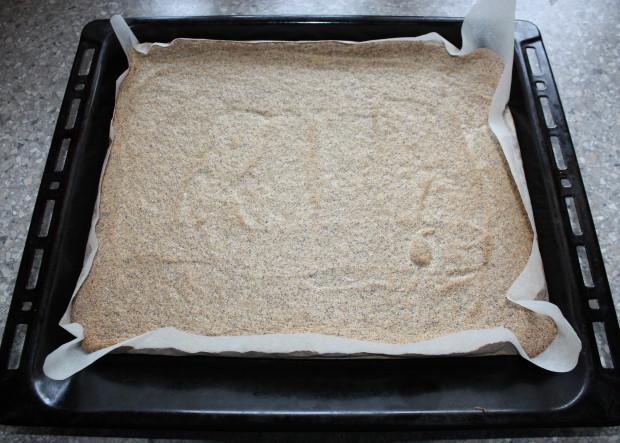 Maková roláda s tvarohovým krémom - recept postup 4