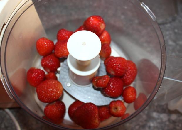 Jahodová torta s makovým korpusom - recept postup 8