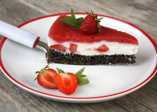 Jahodová torta s makovým korpusom - recept postup 12