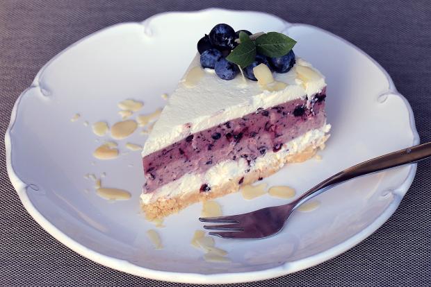 Nepečená čučoriedková tortička s mascarpone - recept postup 11