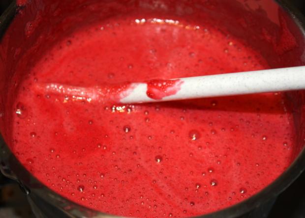 Fantastická nepečená višňová torta - recept postup 3
