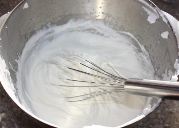 Nepečený pudingovo smotanový zákusok - recept postup 8