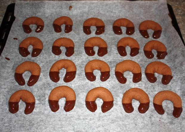 Nutelové rožteky - recept postup 8