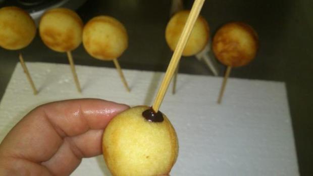 Cake pops s cake pops maker-om :-) 4
