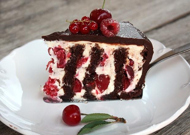 Fantastická čokoládovo - ovocná torta bez múky - recept postup 15