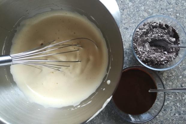 Prevrátený čerešňovo - čokoládový koláčik - recept postup 1