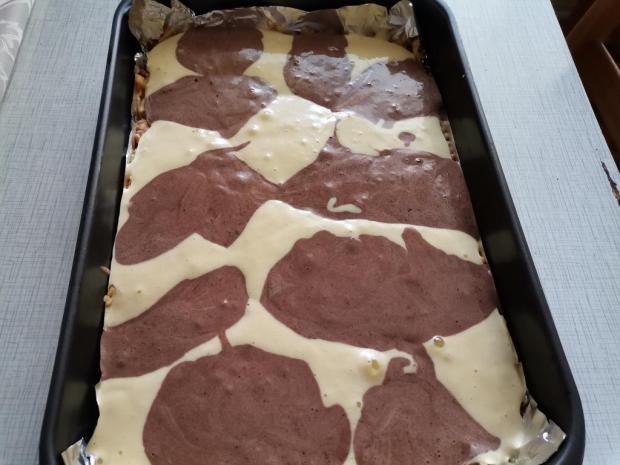 Obrátený jablkový zákusok s karamelovou šľahačkou. - recept postup 4