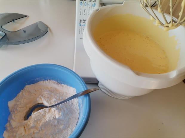 Marhuľové krémové rezy - recept postup 2