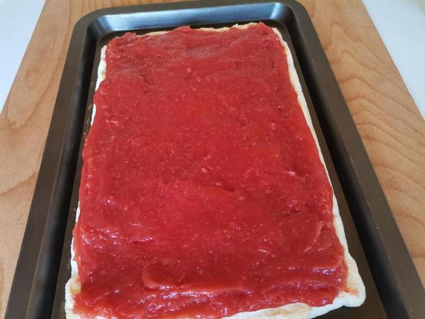 Jahodové kocky so snehovým plátom - recept postup 6