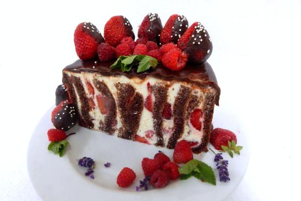 Točená torta s mascarpone a ovocím - recept