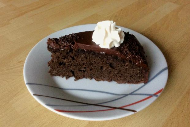 Sacherka z jabĺk - recept