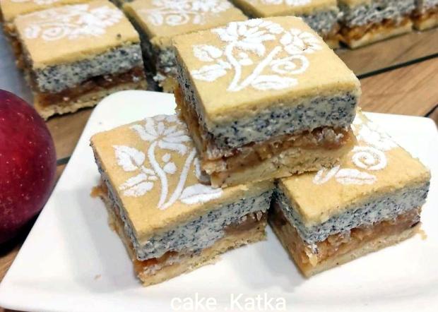 Jablkovo - makový tvarožník, recept