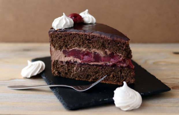 Čokoládovo - višňová torta, recept