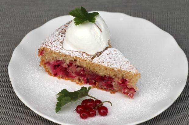 Rýchly ríbezľový hrnčekový koláčik - recept postup 3