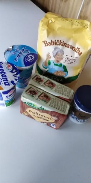 Krehké koláčiky z kyslej smotany. - recept postup 1