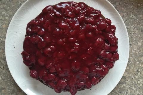 Schwarzwaldská višňová torta - recept postup 7