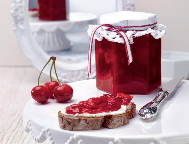 Višňový džem so slivovicou na zlepšenie nálady - recept
