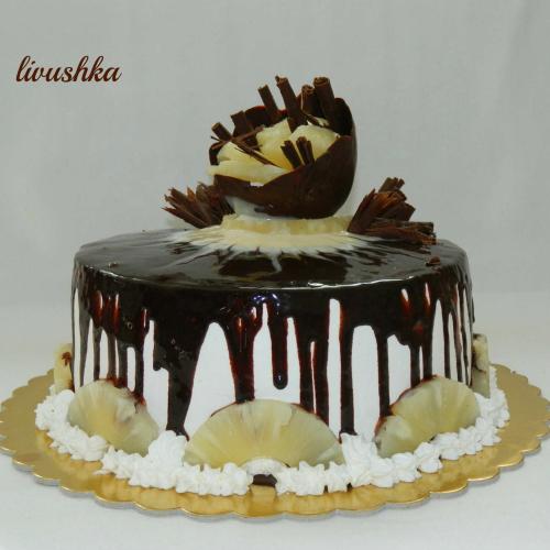 šlahačkovo-ananásová torta s čokomiskou