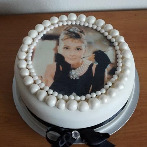S Audrey Hepburn