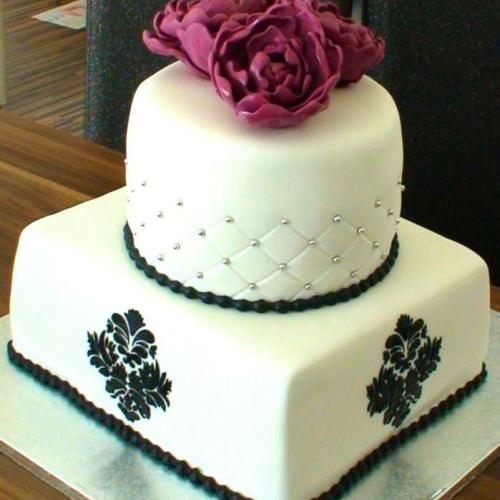 damask stencil s pivonkami