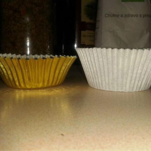 Košíčky na muffiny na pokus o rekord.Tie žlté nie!