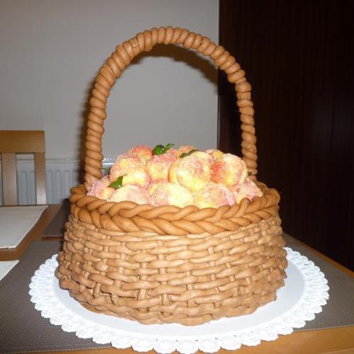 Kosik s broskynami