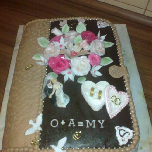 torta kniha zatvorená na svadbu