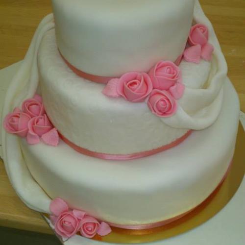 Svadobna torta