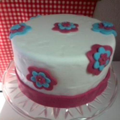 torta s kvietkami