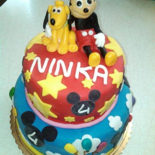 Mickey Mouse so psíkom Plutom