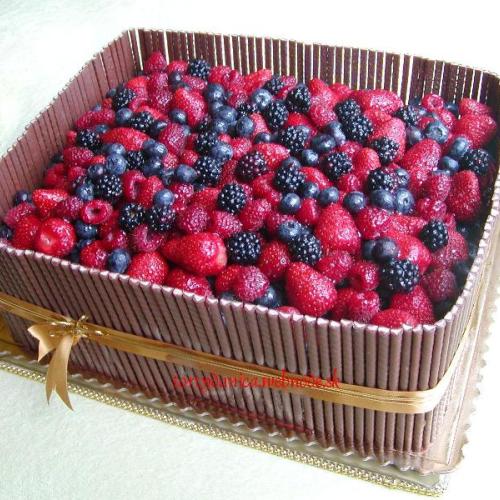 Ovocná s čokotrubičkami a ovocím-10,5 kg