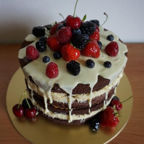 Nahá ovocná torta