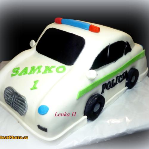 policajné autíčko podľa predlohy